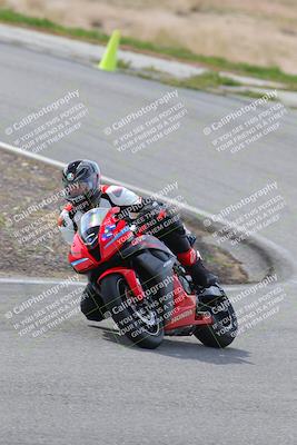 media/Mar-05-2023-TrackXperience (Sun) [[a95d40e56a]]/Group 2/session 2 turn 4/